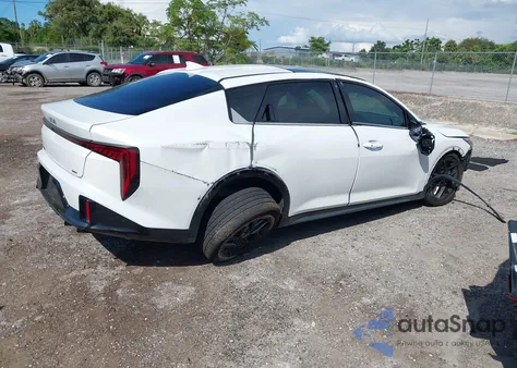 2025 Kia K4 Gt-Line Turbo from USA, damaged, VIN 3KPFW4DC6SE108654